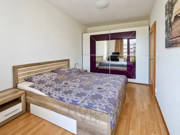 Prodej bytu 2+kk, Praha - Zličín, Tulešická, 59 m2