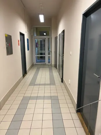 Pronájem kanceláře, Praha - Vysočany, Sokolovská, 90 m2