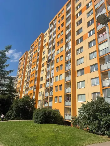 Prodej bytu 3+1, Praha - Modřany, Vokrojova, 79 m2