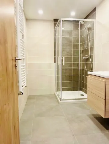 Pronájem bytu 1+kk, Praha - Vysočany, Střídavá, 36 m2
