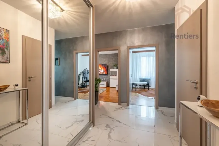 Prodej bytu 4+1, Mariánské Lázně, Na Třešňovce, 80 m2