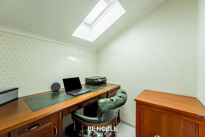 Prodej bytu 3+kk, Karlovy Vary, Zámecký vrch, 108 m2