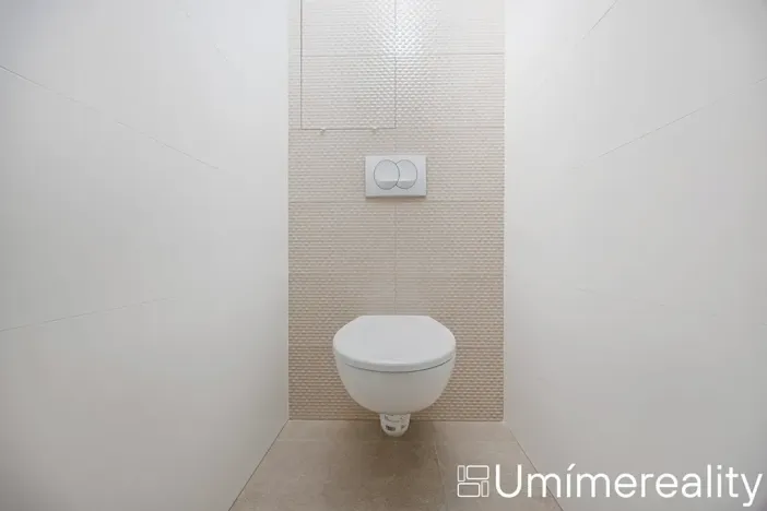 Prodej bytu 1+1, Praha - Chodov, Valentova, 30 m2