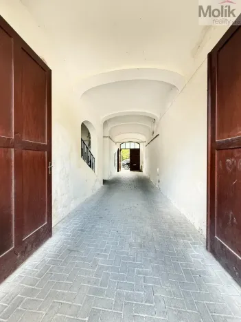 Pronájem garáže, Teplice, U Císařských lázní, 16 m2