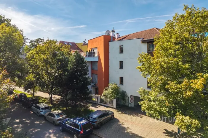 Pronájem bytu 3+kk, Praha - Krč, U krčského nádraží, 68 m2