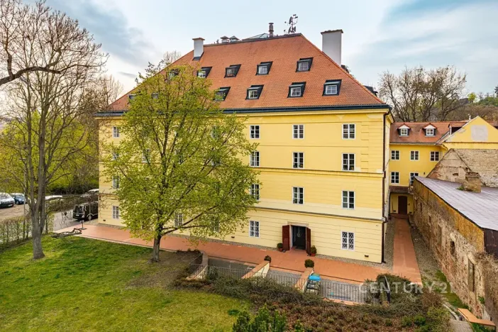 Prodej atypického bytu, Praha - Troja, Povltavská, 86 m2