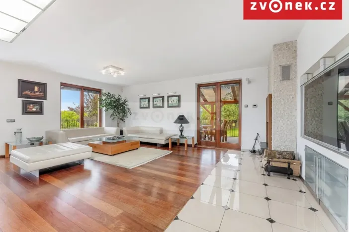 Prodej kanceláře, Hranice, Pod Bílým kamenem, 540 m2
