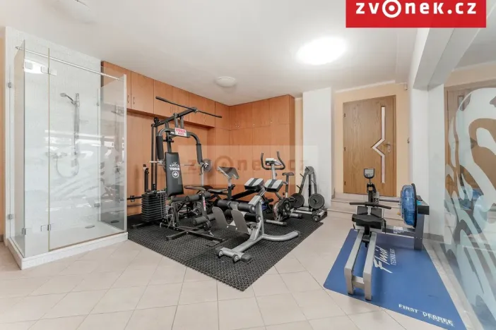Prodej kanceláře, Hranice, Pod Bílým kamenem, 540 m2