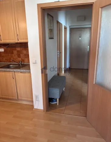 Pronájem bytu 2+kk, Praha, Kudrnova, 65 m2
