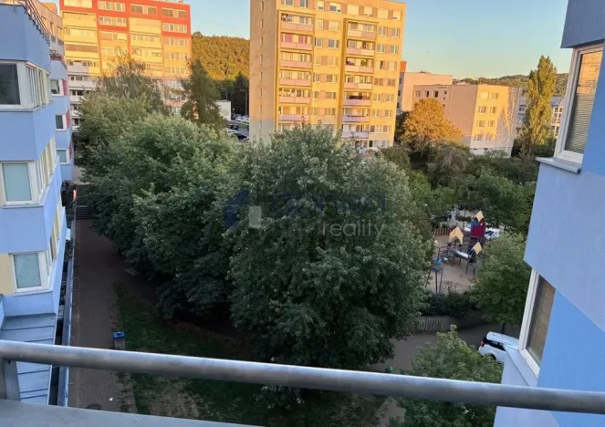Pronájem bytu 2+kk, Praha, Kudrnova, 65 m2