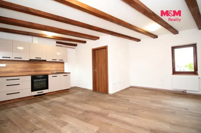 Pronájem bytu 2+kk, Sezemice, Havlíčkova, 50 m2