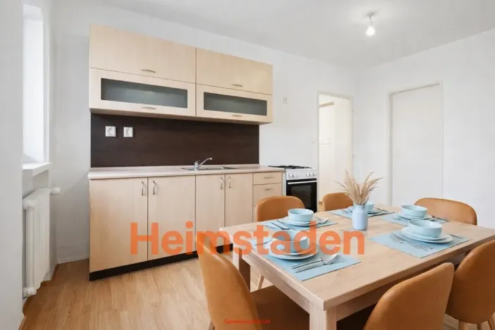 Pronájem bytu 2+1, Karviná - Nové Město, nám. Budovatelů, 69 m2