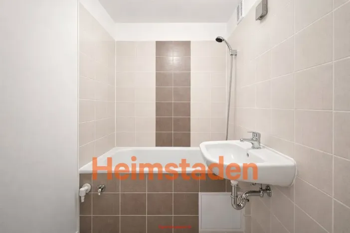 Pronájem bytu 1+kk, Karviná - Hranice, Čsl. armády, 27 m2