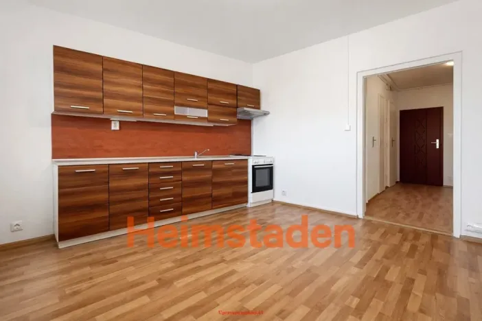 Pronájem bytu 2+1, Orlová - Lutyně, Masarykova třída, 61 m2
