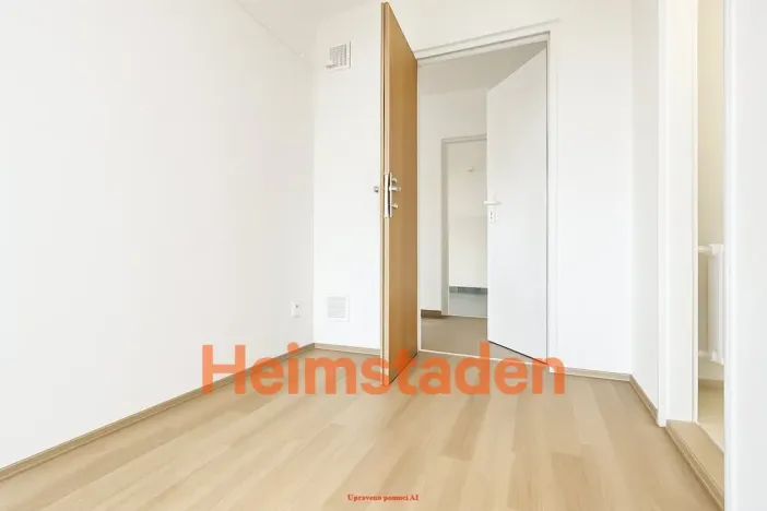 Pronájem bytu 1+1, Havířov - Šumbark, Opletalova, 28 m2