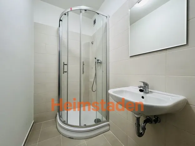 Pronájem bytu 2+kk, Ostrava - Poruba, náměstí Boženy Němcové, 60 m2