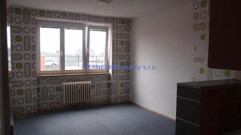 Pronájem bytu 1+kk, Hradec Králové, Dukelská třída, 25 m2