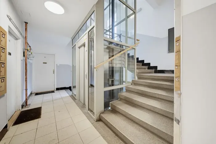 Prodej bytu 2+kk, Praha - Nusle, Kloboučnická, 50 m2