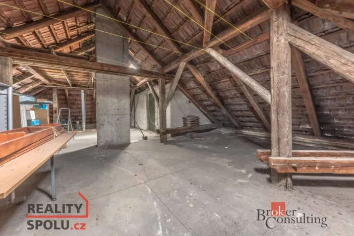 Prodej činžovního domu, Chrudim - Chrudim III, Obce Ležáků, 226 m2
