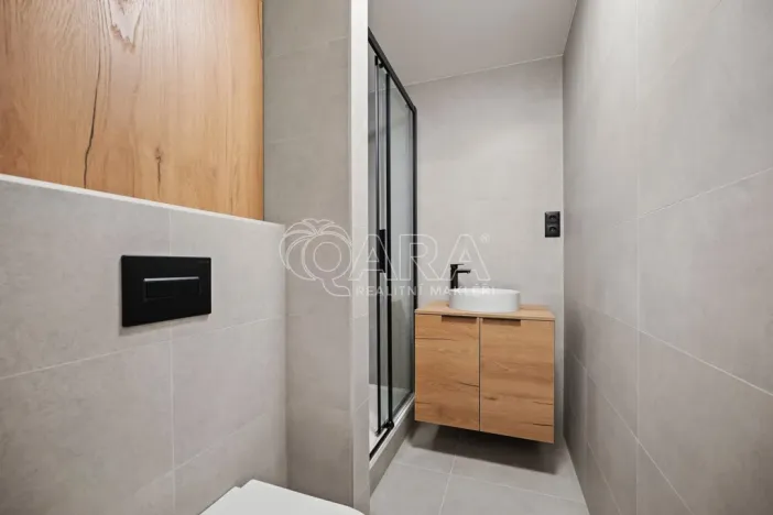 Prodej bytu 2+1, Strakonice - Strakonice II, Bezděkovská, 42 m2