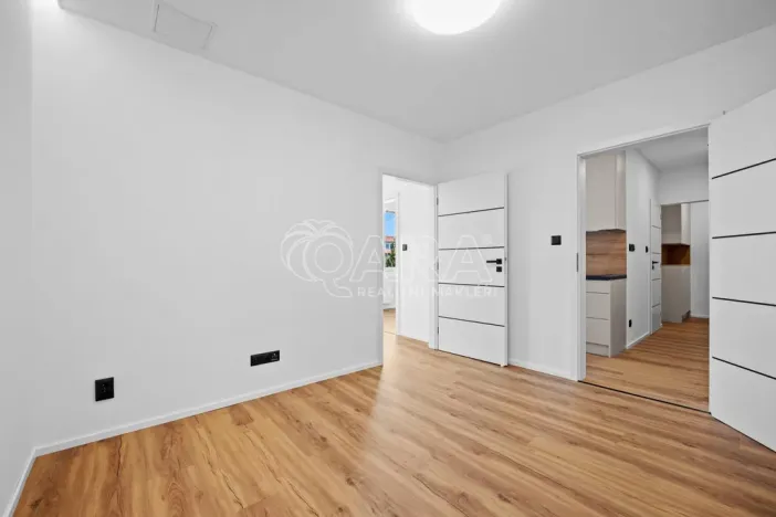 Prodej bytu 2+1, Strakonice - Strakonice II, Bezděkovská, 42 m2