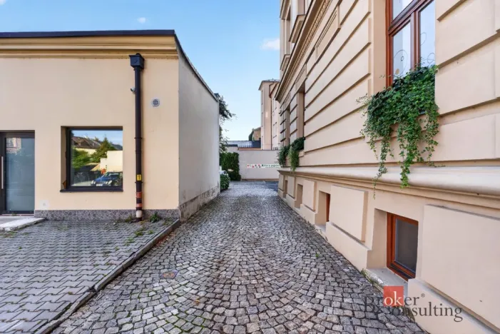 Prodej pozemku pro bydlení, Opava - Předměstí, Nákladní, 409 m2
