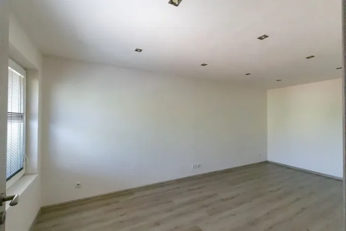 Dražba bytu 2+1, Břeclav, Kpt. Jaroše, 72 m2