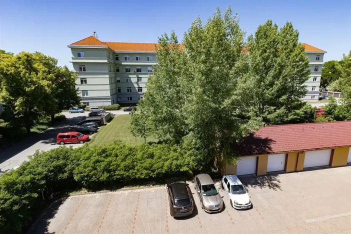 Dražba bytu 2+1, Břeclav, Kpt. Jaroše, 72 m2