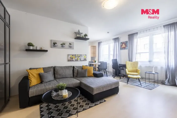 Pronájem bytu 3+kk, Praha - Liboc, Pod cihelnou, 84 m2