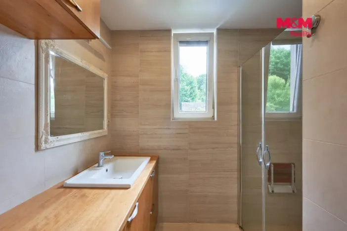 Prodej rodinného domu, Březnice, 260 m2