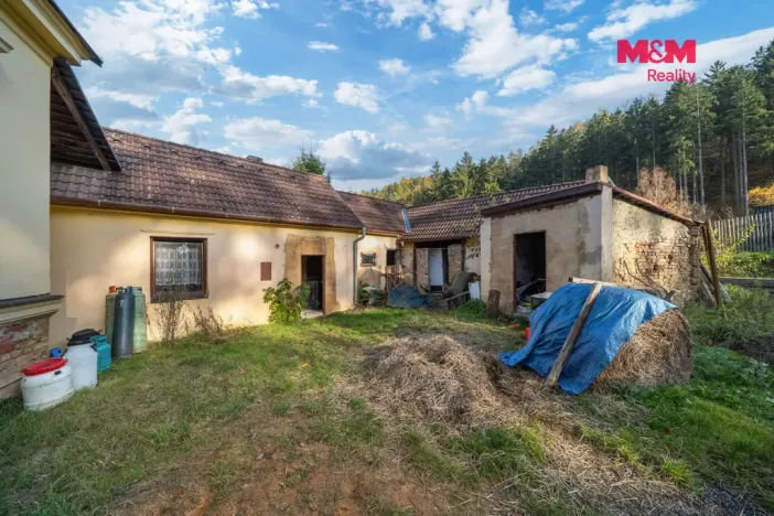 Prodej restaurace, Zvíkovec, 275 m2