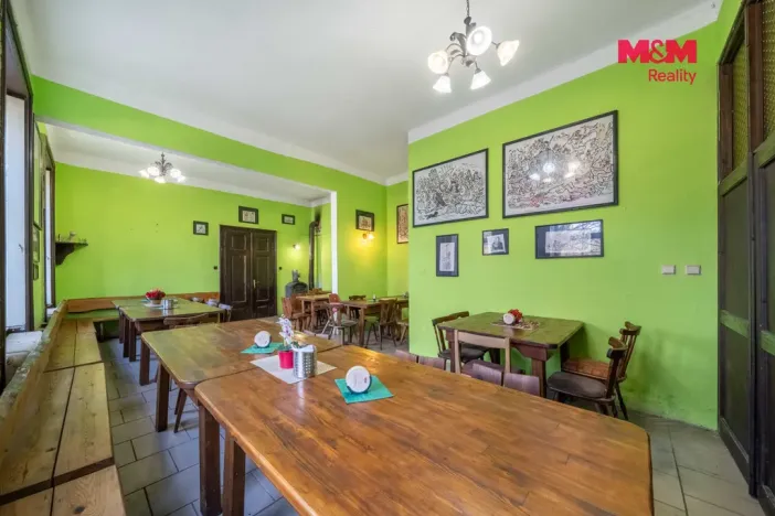 Prodej restaurace, Zvíkovec, 275 m2
