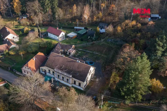 Prodej restaurace, Zvíkovec, 275 m2