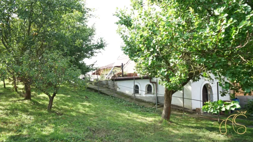 Prodej pozemku pro bydlení, Valtice - Úvaly, 2562 m2