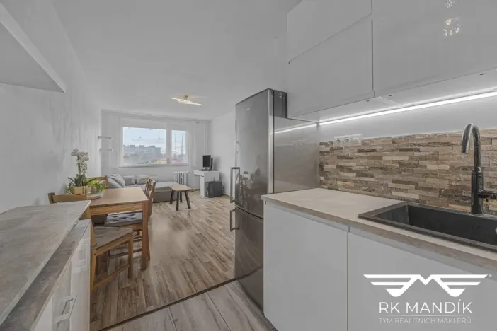 Prodej bytu 2+kk, Praha - Horní Měcholupy, Ravennská, 44 m2