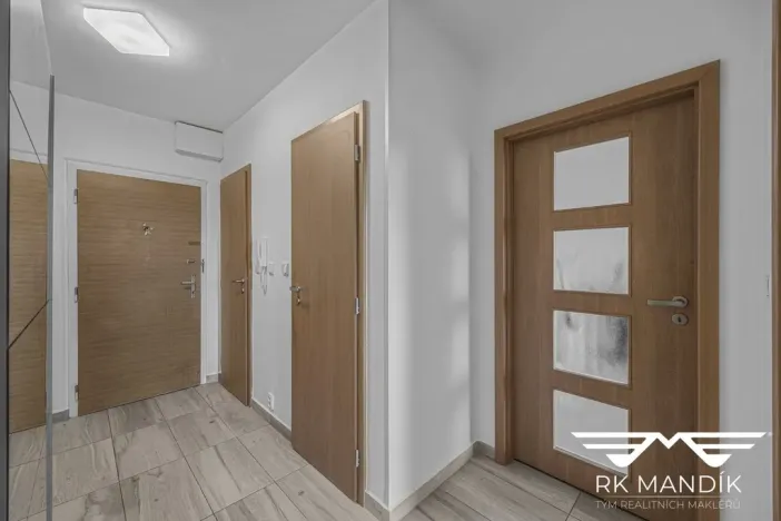 Prodej bytu 2+kk, Praha - Horní Měcholupy, Ravennská, 44 m2