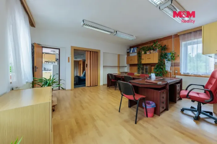 Prodej skladu, Karlovy Vary - Stará Role, 900 m2