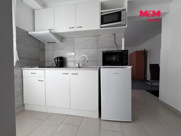 Pronájem bytu 1+kk, Rudolfov, Mlýnské údolí, 26 m2