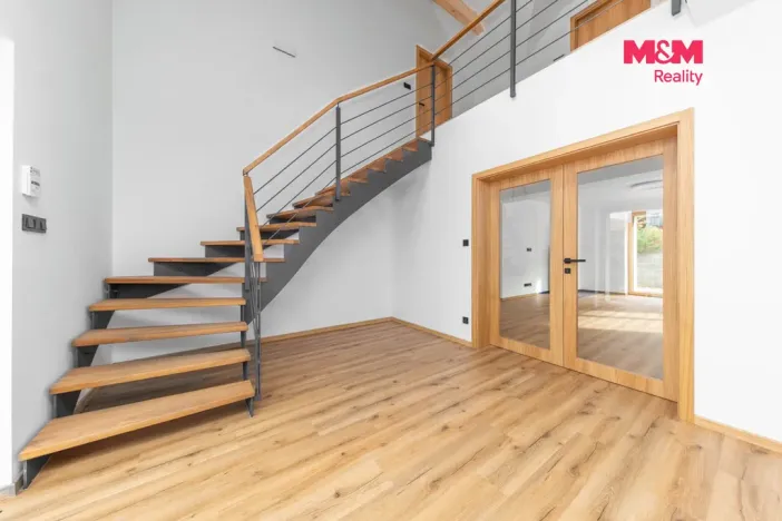 Prodej rodinného domu, Černá Hora, Na Prášilkách, 258 m2
