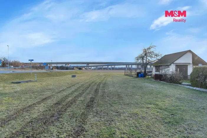 Prodej komerčního pozemku, Opatovice nad Labem, 8400 m2