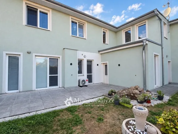 Prodej bytu 2+kk, Znojmo - Oblekovice, Oblekovická, 60 m2