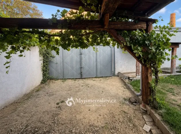 Prodej bytu 2+kk, Znojmo - Oblekovice, Oblekovická, 60 m2