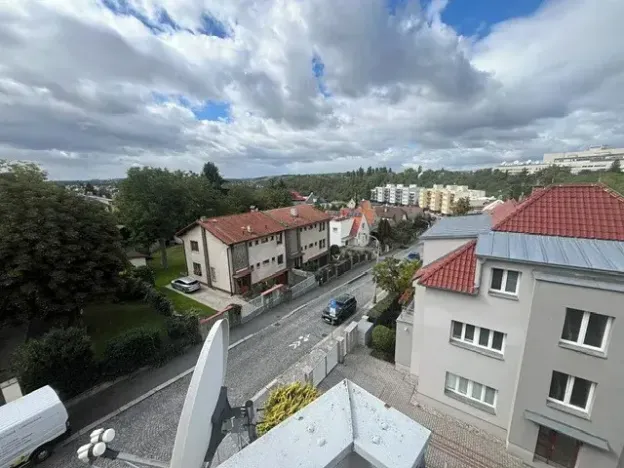 Pronájem bytu 3+1, Praha, V rovinách, 82 m2