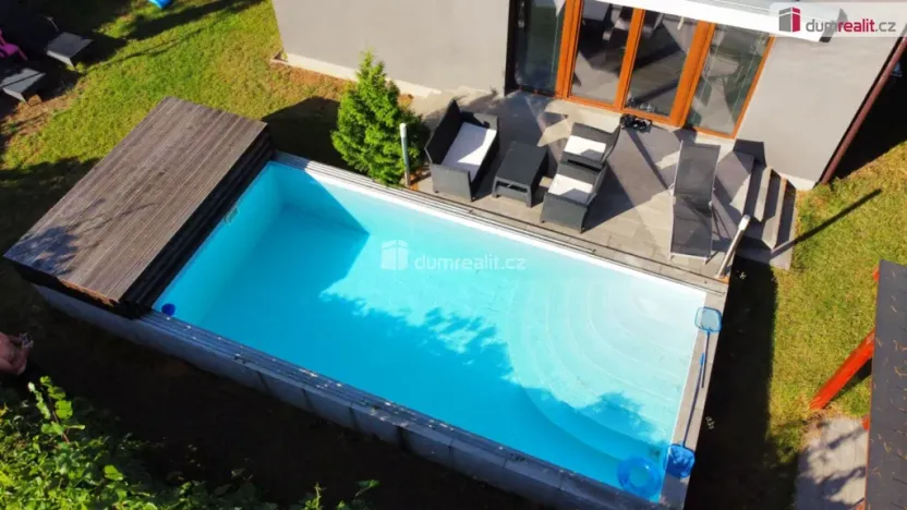 Pronájem rodinného domu, Káraný, U Zámečku II, 145 m2