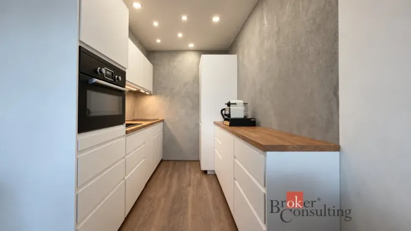 Pronájem bytu 2+kk, Praha - Strašnice, Ke Strašnické, 45 m2