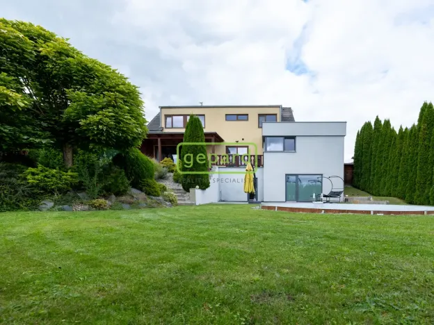 Prodej rodinného domu, Slatinky, 260 m2