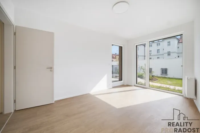 Pronájem bytu 2+kk, Hradec Králové, Na Střezině, 62 m2