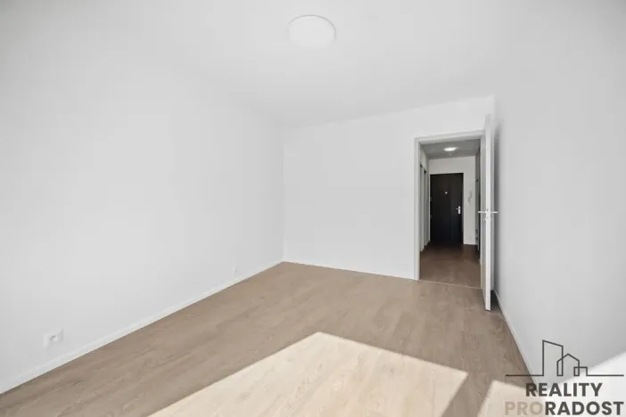 Pronájem bytu 2+kk, Hradec Králové, Na Střezině, 62 m2