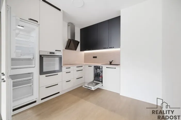 Pronájem bytu 2+kk, Hradec Králové, Na Střezině, 62 m2
