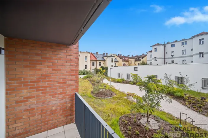 Pronájem bytu 2+kk, Hradec Králové, Na Střezině, 62 m2